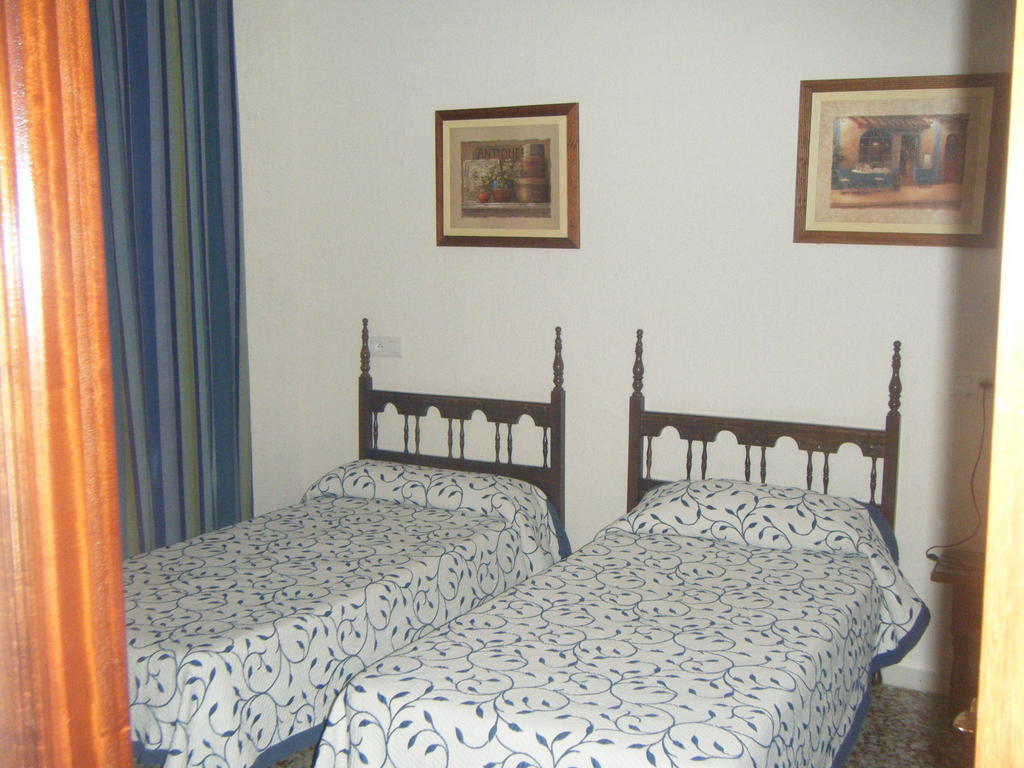Hostal Muriel Aljaraque Quarto foto